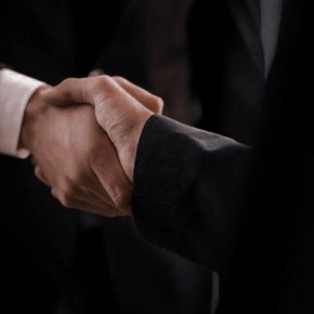 Как найти любовь, не теряя времени: новые методы знакомств в мегаполисе