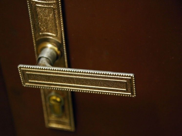 Наказание за подглядывание в окна: что нужно знать россиянам