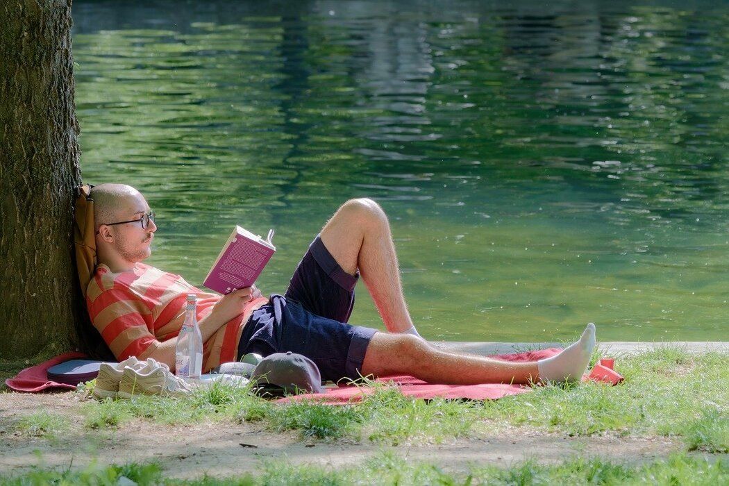 Почему мы выбираем глупость: защитные механизмы и их влияние на отношения