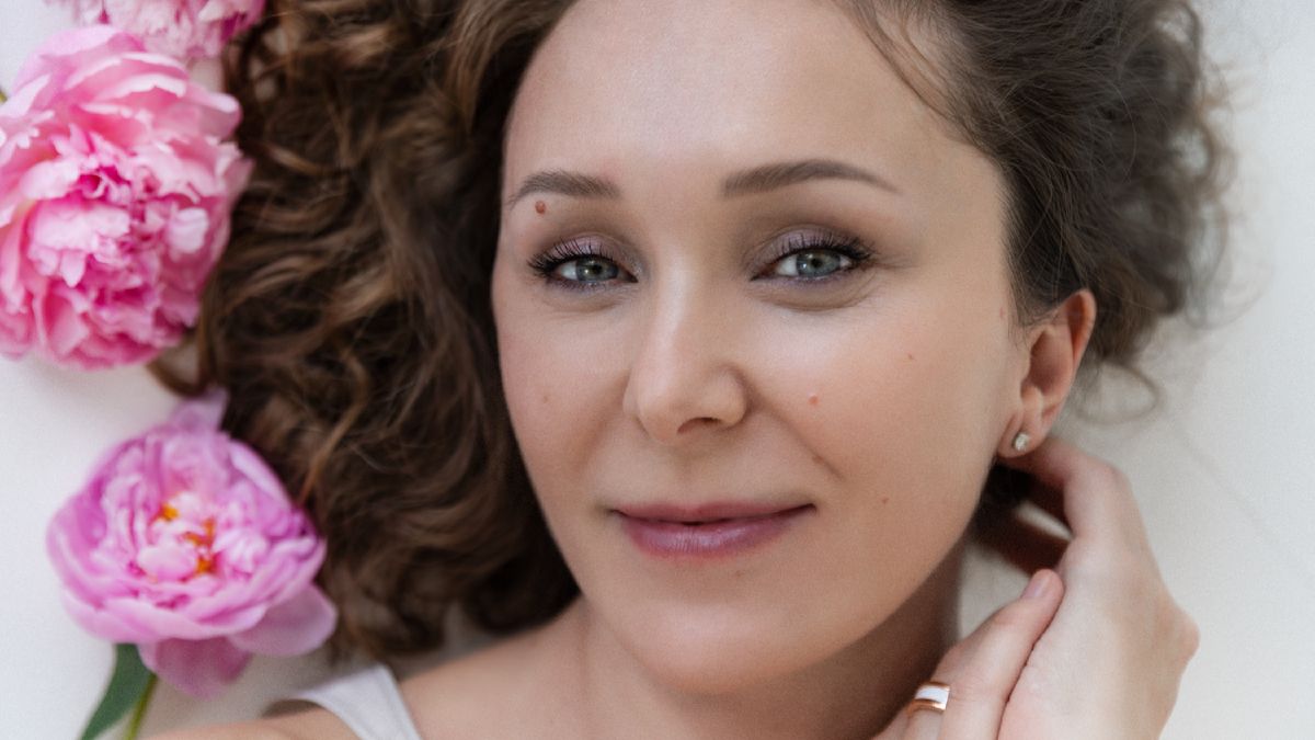 Что стоит за асимметрией лица и как ее изменить