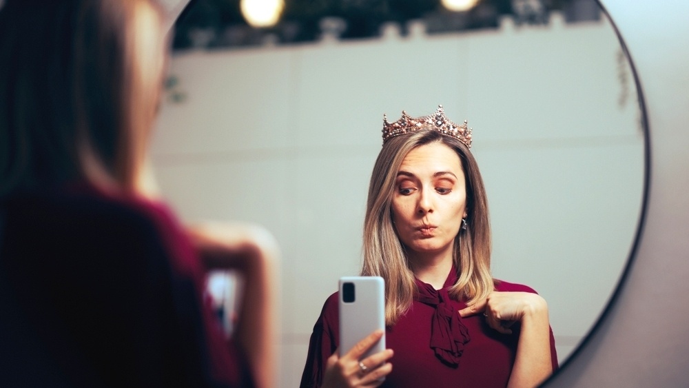 Как нарциссизм может защищать наше психическое здоровье, по мнению учёных