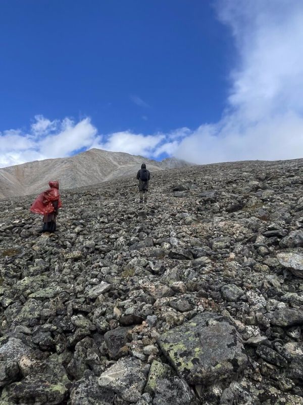 Как пространство формирует наше «я»: контакт и телесность в гештальт-терапии
