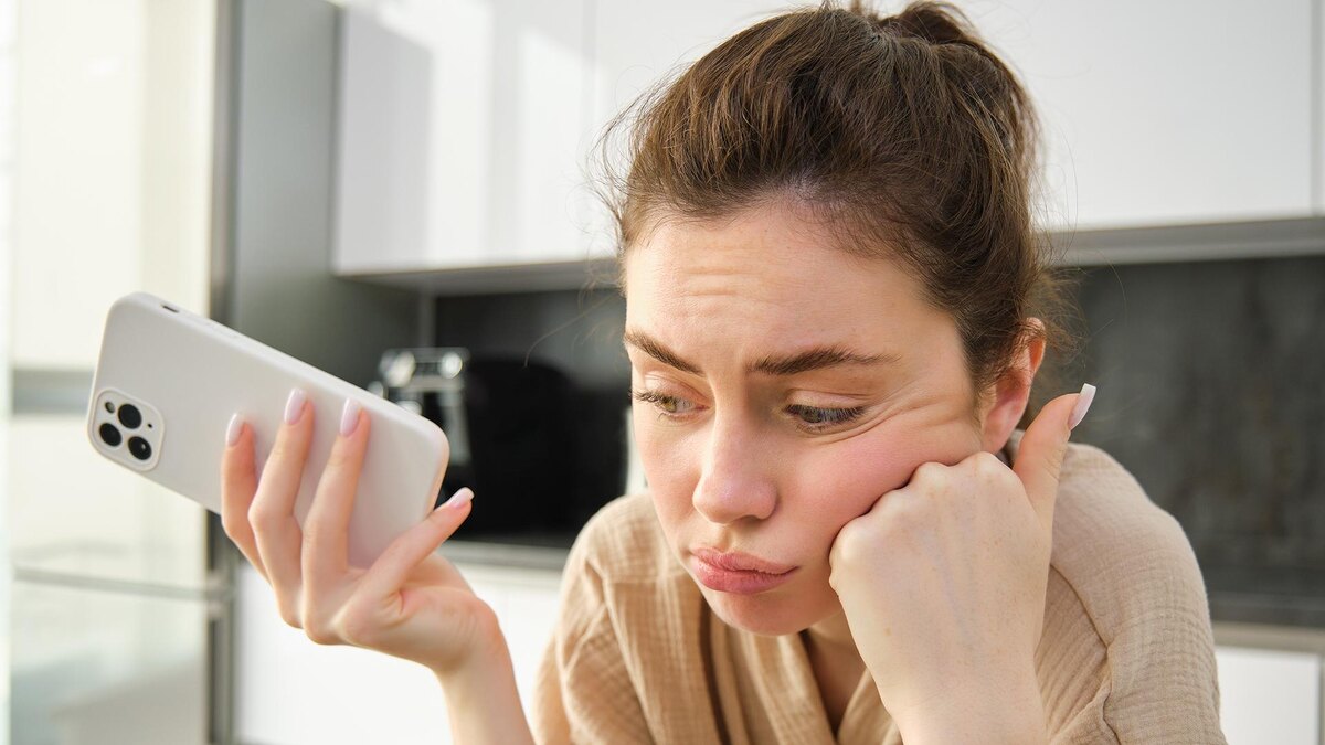 Как пережить стресс из-за неполадок с интернетом: рекомендации психолога