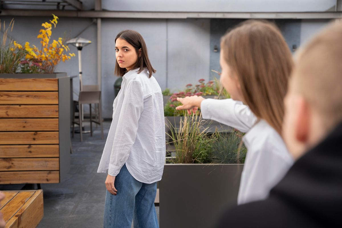 Кто из нас чаще всего предает доверие?